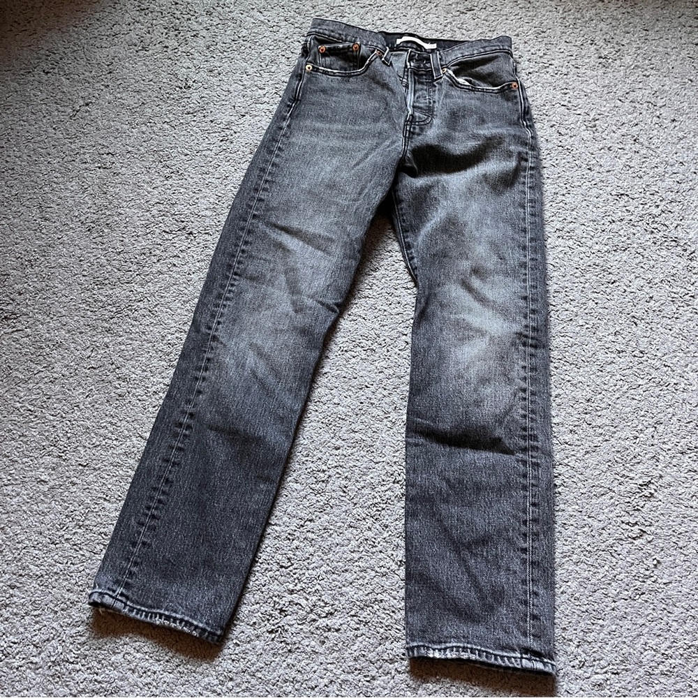 Levi’s wedgie straight jeans